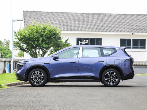 2026�� ���� 310 Max
