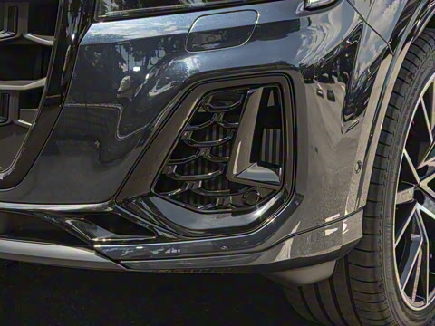 2025�� 55 TFSI quattro S line����ʿ��