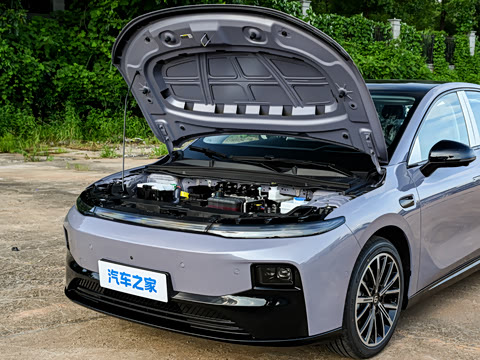 2027�� 670������
