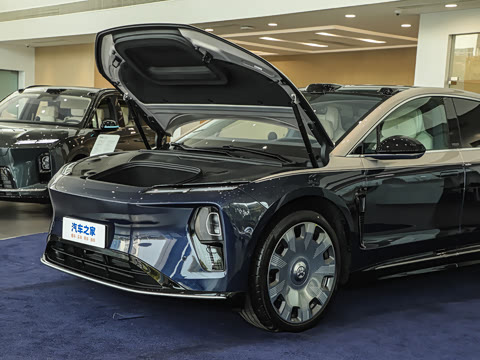 2025�� 102kWh ��ƽ���ر��