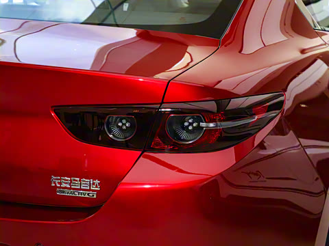 2025�� 2.0L �Զ����Ű�