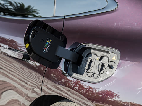 2026�� 225km EM-P Զ�����ǺӰ�+ҫҹ��װ