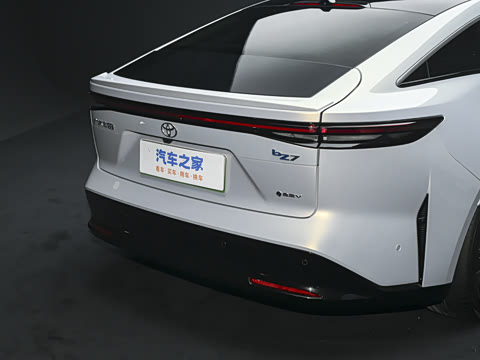 2026�� 710 Ultra�����״��