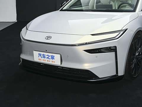 2026�� 710 Ultra�����״��