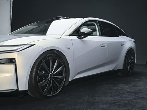 2026�� 710 Ultra�����״��