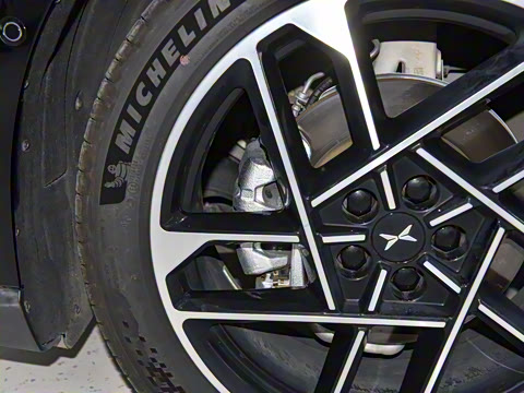 2025�� �������� Max �콢��