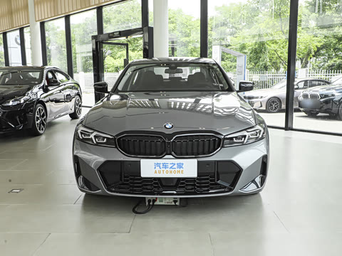 2026�� 330Li M�˶���ҹ��װ