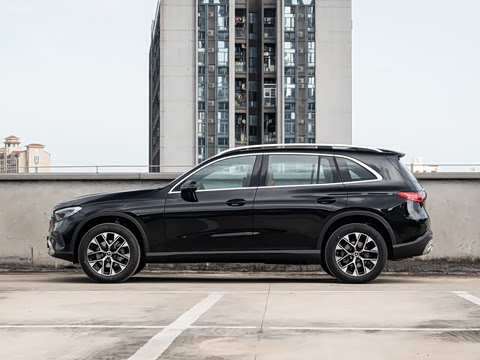 2026�� �Ŀ� GLC 260 L 4MATIC ������