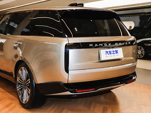 2026�� 3.0 L6 400PS AB�����