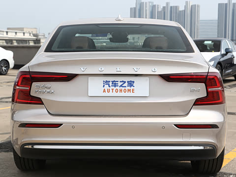 2027�� B4 ���ݺ�����
