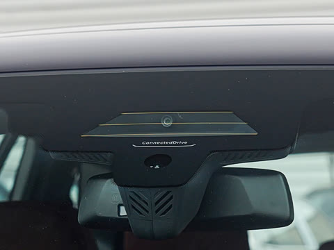 2026�� �Ŀ� xDrive 40Li M�˶���ҹ��װ