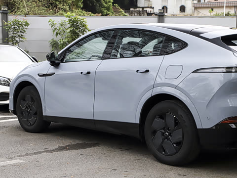 2026�� ���� 1704 Max