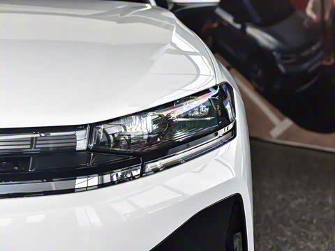 2026�� L 300TSI DSG ��Ӣ��