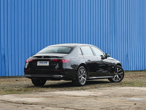 2026�� �Ŀ� E 300 L ʱ����