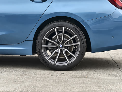 2026�� 325Li M�˶���װ