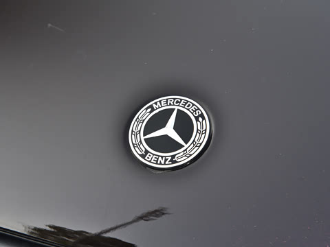 2026�� GLC 300 L 4MATIC ������ 5��