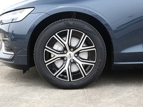2027�� B4 ���ݺ�����