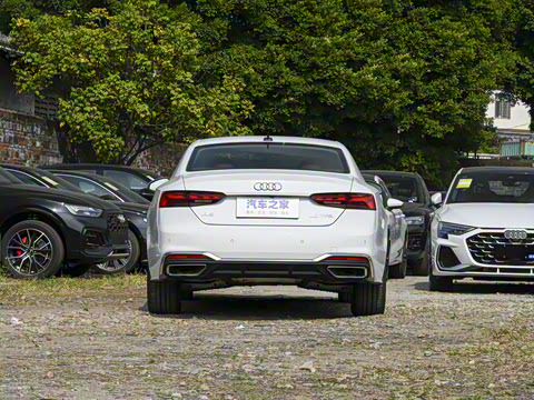 2025�� Coupe 40 TFSI ʱ�ж�����