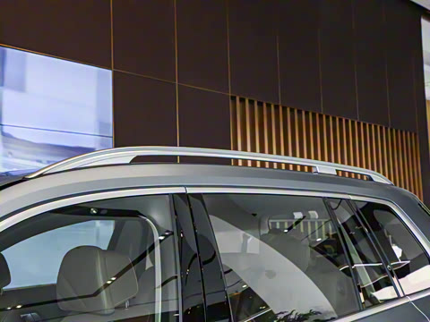 2024�� xDrive40i �����ͺ�����װ