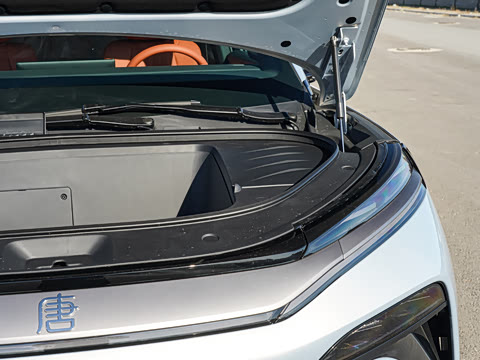 2025�� EV 670KM�����״�������