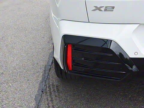 2025�� sDrive25i M�˶���װ