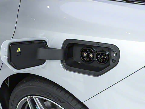 2025�� 630 Max��