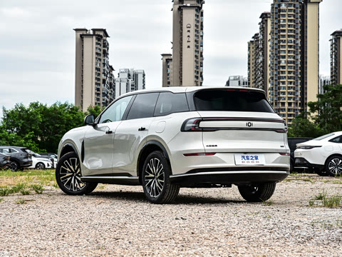 2025�� 215����������