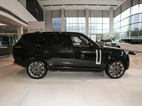 2026�� 3.0 L6 400PS AB�����