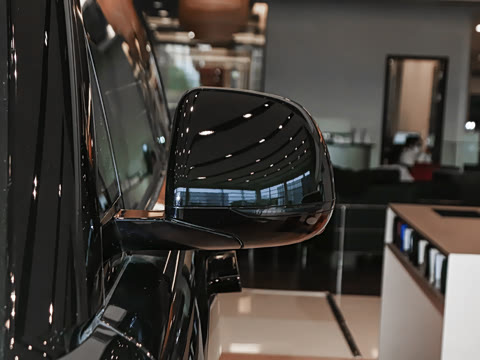 2026�� 3.0 L6 400PS AB�����