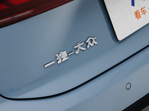 2026�� S 300TSI ������