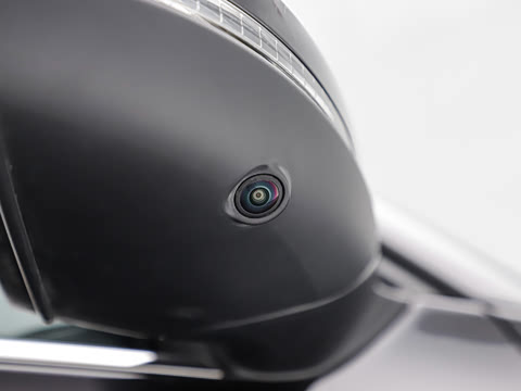 2026�� S 300TSI ������