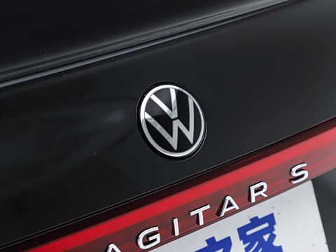 2026�� S 300TSI ������