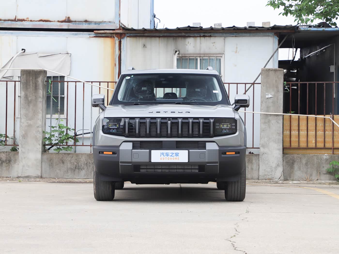 1400x1050_autohomecar__ChxpV2ogUDmAdNabADB54dLgBm8435.jpg