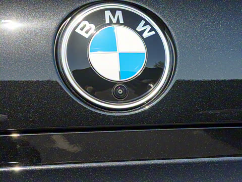 2026�� 735Li M�˶���װ