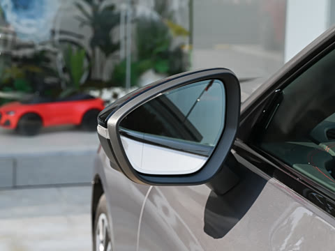 2026�� TFSI quattro 200kW �콢��