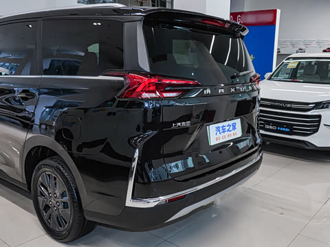 2025�� �Ŀ� �콢��