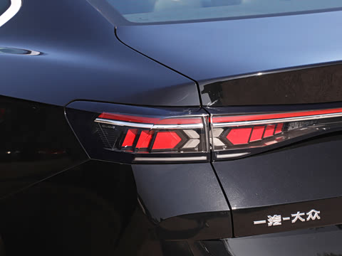 2026��  300TSI ���������۰�