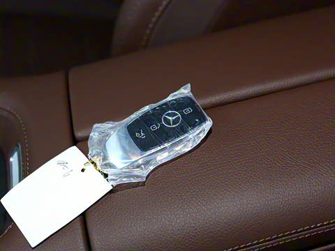 2026�� GLS 450 4MATIC ʱ����