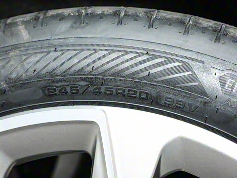 2025�� 60kWh ������