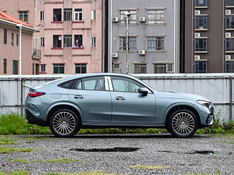 2025�� �Ŀ� GLC 300 4MATIC ����SUV