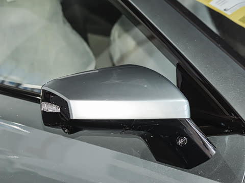 2026�� 550Ultra��ΪǬ��ADS SE��