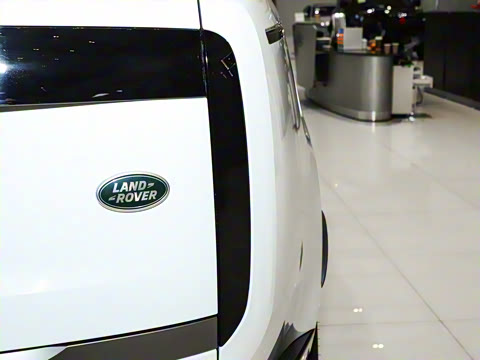 2025�� 3.0 L6 400PS ʢ���ӳ���