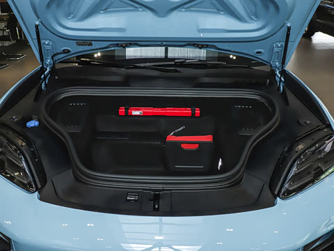 2026�� Macan ��������
