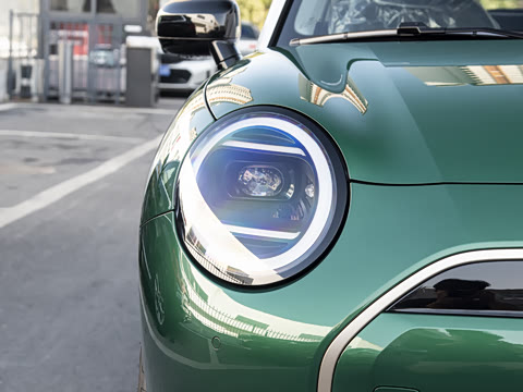 2026�� 463km COOPER SE ������