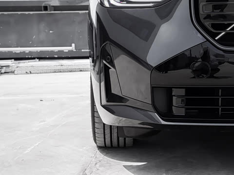 2025�� M50 xDrive