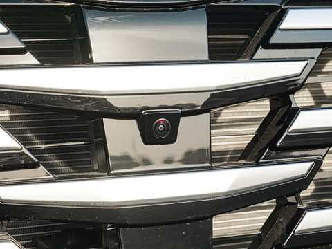 2026 DM-i 1.5T 218KM Խ