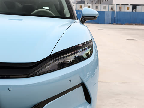 2025�� EV 701KM�����״��콢��