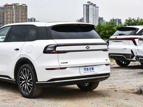 2025�� 215����������