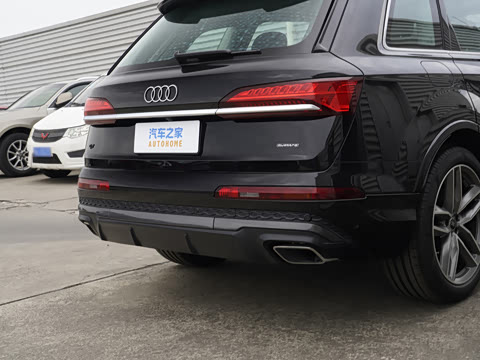 2026�� 45 TFSI quattro S line�˶���