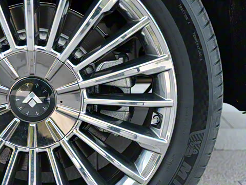 2025�� �Ŀ� 350 Max���������״��